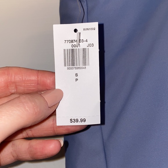 OLD NAVY Workout Top - Picture 3 of 4